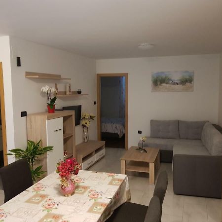 Izola City Center Apartment Екстериор снимка