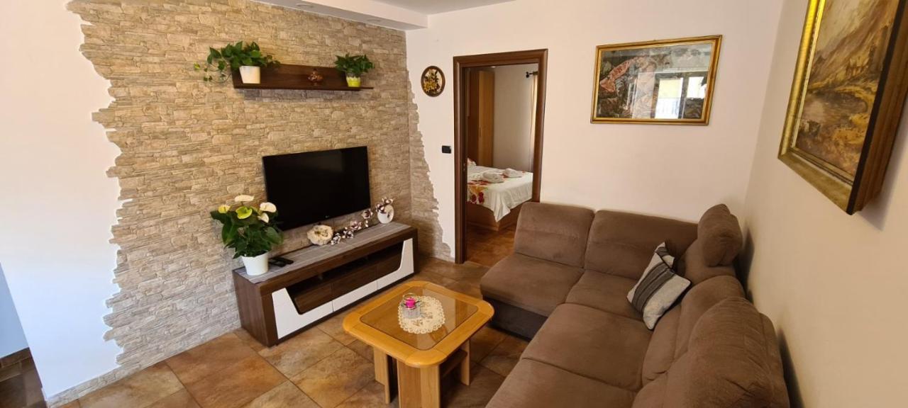 Izola City Center Apartment Екстериор снимка