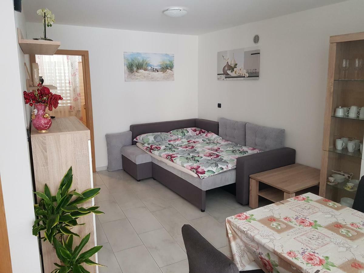 Izola City Center Apartment Екстериор снимка